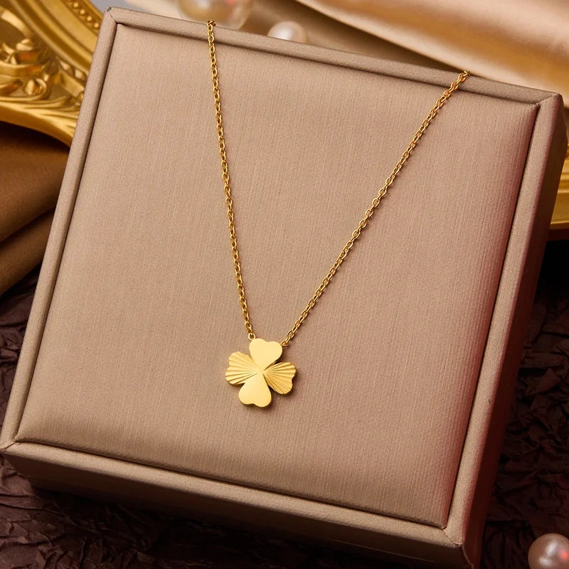 Collier "Destiny"