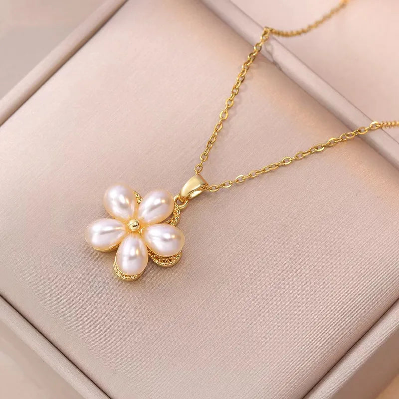 Collier "Becky"
