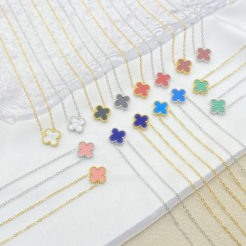 Collier "Lucky blanc"