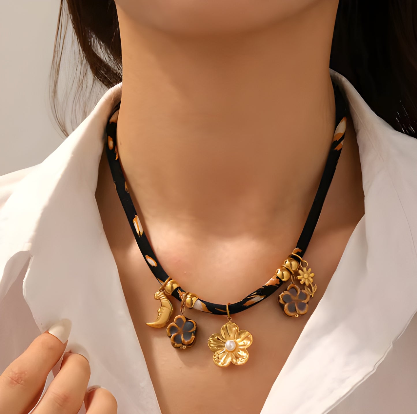 Collier "Leopard 1"