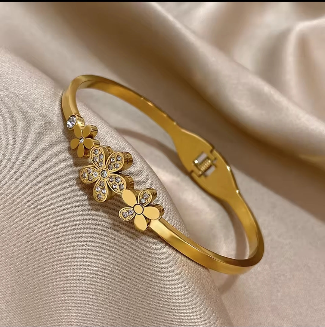 Bracelet "Flower"